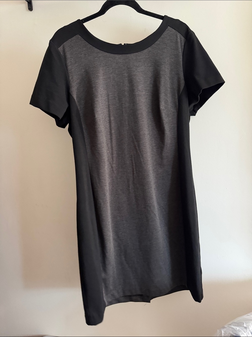 George Black and Charcoal Gray Short Sleeve Shift Dress